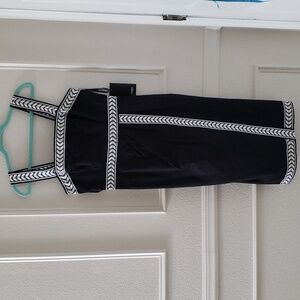 WHITE HOUSE BLACK MARKET DRESS